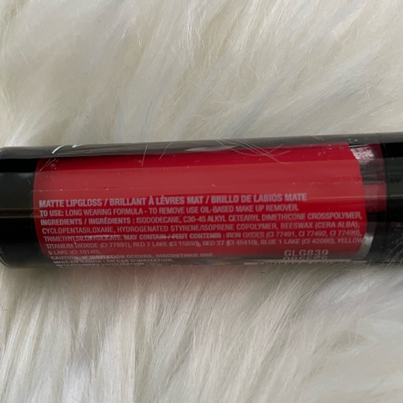 Women's Red Lip Gloss, New - Picture 4 of 4